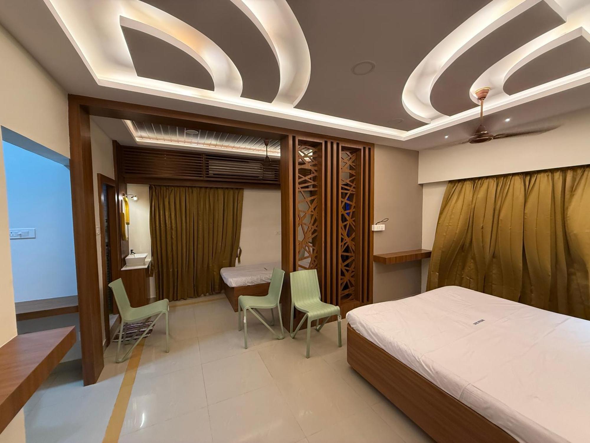 Marudhan Grand Kumbakonam Buitenkant foto