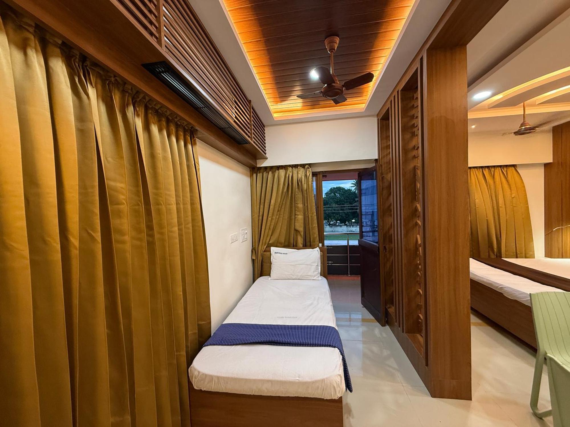 Marudhan Grand Kumbakonam Buitenkant foto